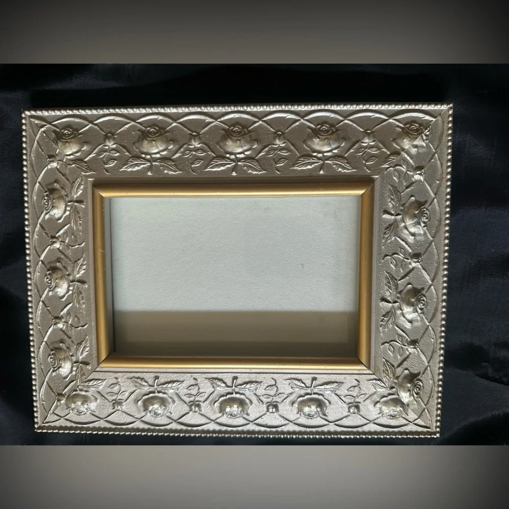 Silver Grey and Gold Picture Frame Rose Design 4x6 Photo Size